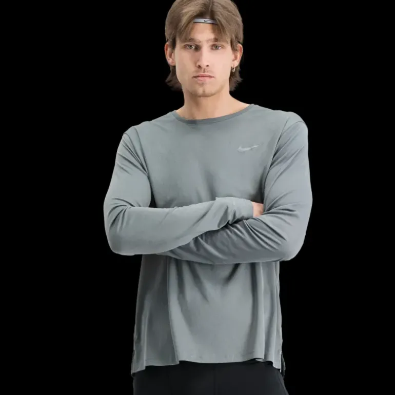 Dri-FIT UV Miler Top Long Sleeve, träningströja herr - Träningströjor - Dri-FIT UV Miler Top Long Sleeve, träningströja herr