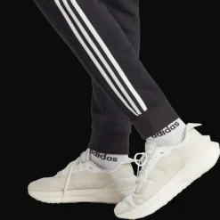 Essential Fleece 3-Stripes Tapered Cuff Joggers, joggingbyxor, herr - Fritidsbyxor - Essential Fleece 3-Stripes Tapered Cuff Joggers, joggingbyxor, herr