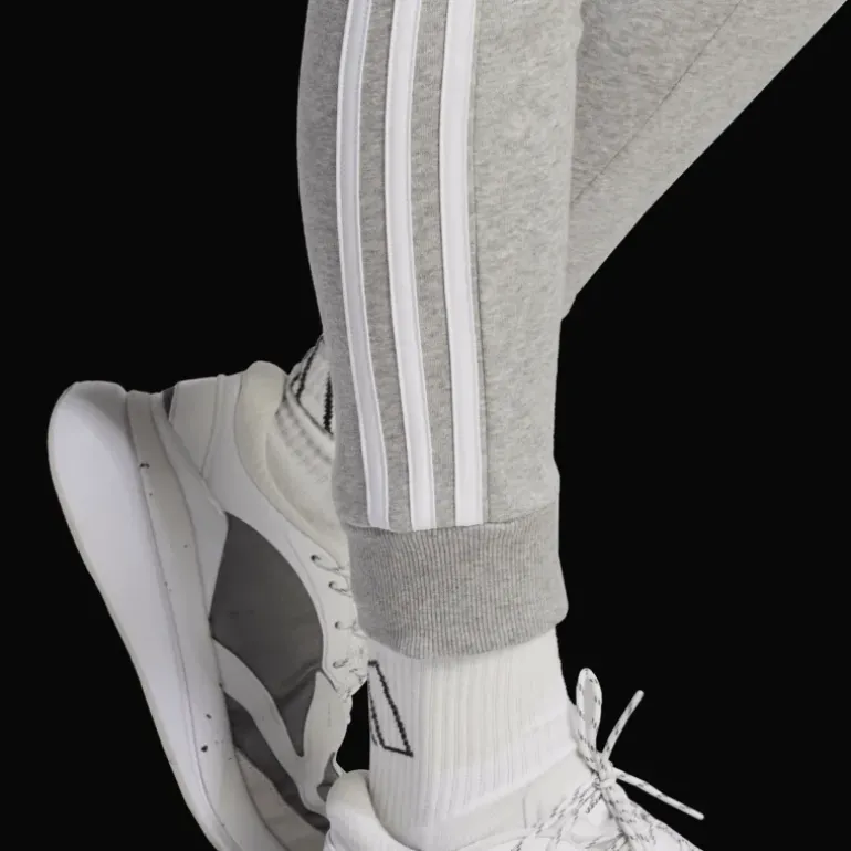 Essentials 3-Stripes Fleece Joggers, joggingbyxa dam - Fritidsbyxor - Essentials 3-Stripes Fleece Joggers, joggingbyxa dam