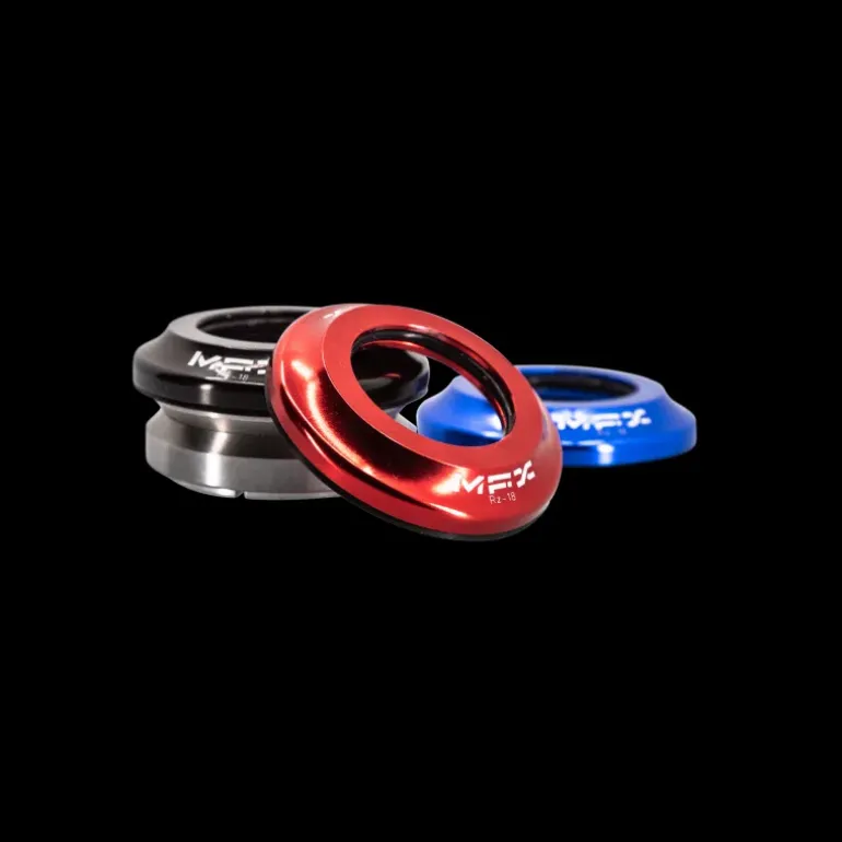 Integrated HIC headset black with blue and red Top Cap - Tillbehör till sparkcykel - Integrated HIC headset black with blue and red Top Cap