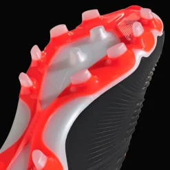 Predator Pro MG / Q1 24, fotbollsskor gräs och konstgräs, unisex - Fotbollsskor - Predator Pro MG / Q1 24, fotbollsskor gräs och konstgräs, unisex