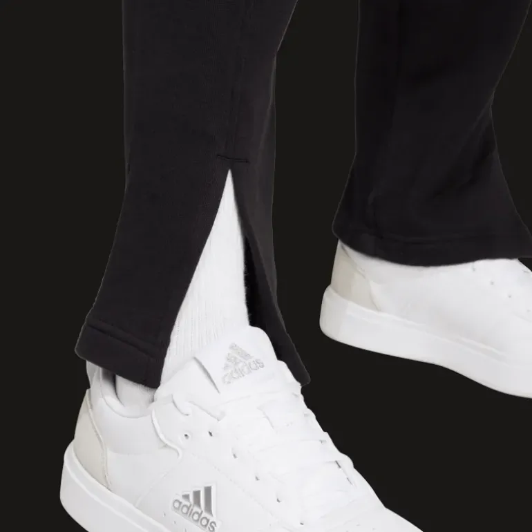 Signature Graphic Embroidery French Terry Straight Leg, jogginbyxor, dam - Fritidsbyxor - Signature Graphic Embroidery French Terry Straight Leg, jogginbyxor, dam