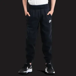 Sportswear Club Fleece, joggingbyxa junior - Fritidsbyxor - Sportswear Club Fleece, joggingbyxa junior