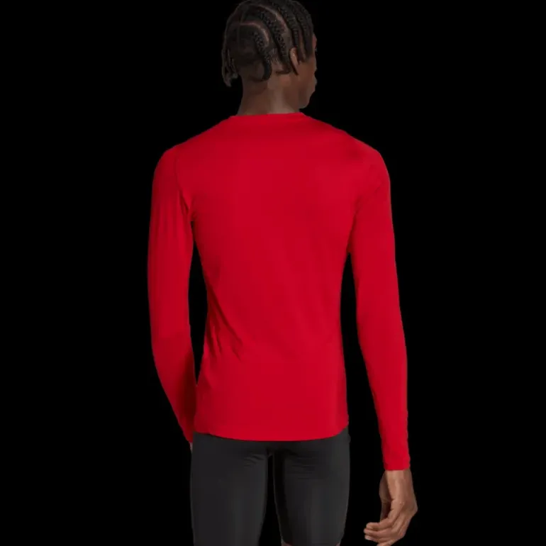 Techfit Long Sleeved Tee, kompressionströja för fotboll, herr - Tröjor - Techfit Long Sleeved Tee, kompressionströja för fotboll, herr