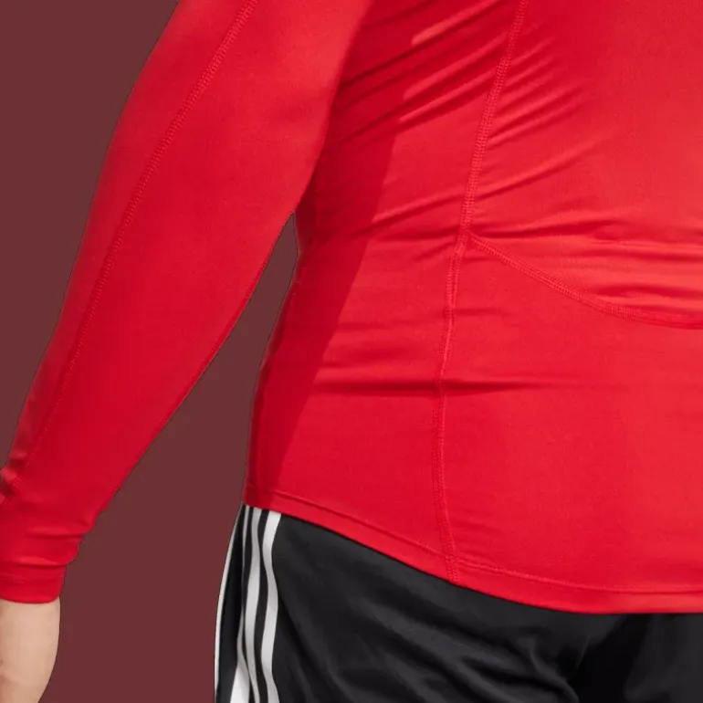 Techfit Long Sleeved Tee, kompressionströja för fotboll, herr - T-Shirts - Techfit Long Sleeved Tee, kompressionströja för fotboll, herr